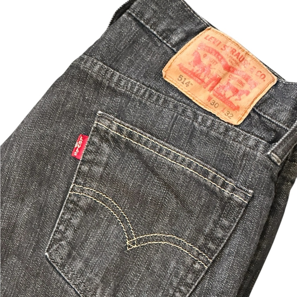 Levi's 514 Straight Fit men's jeans dark wash black
30w 32L
Amazing condition - Picture 3 of 6